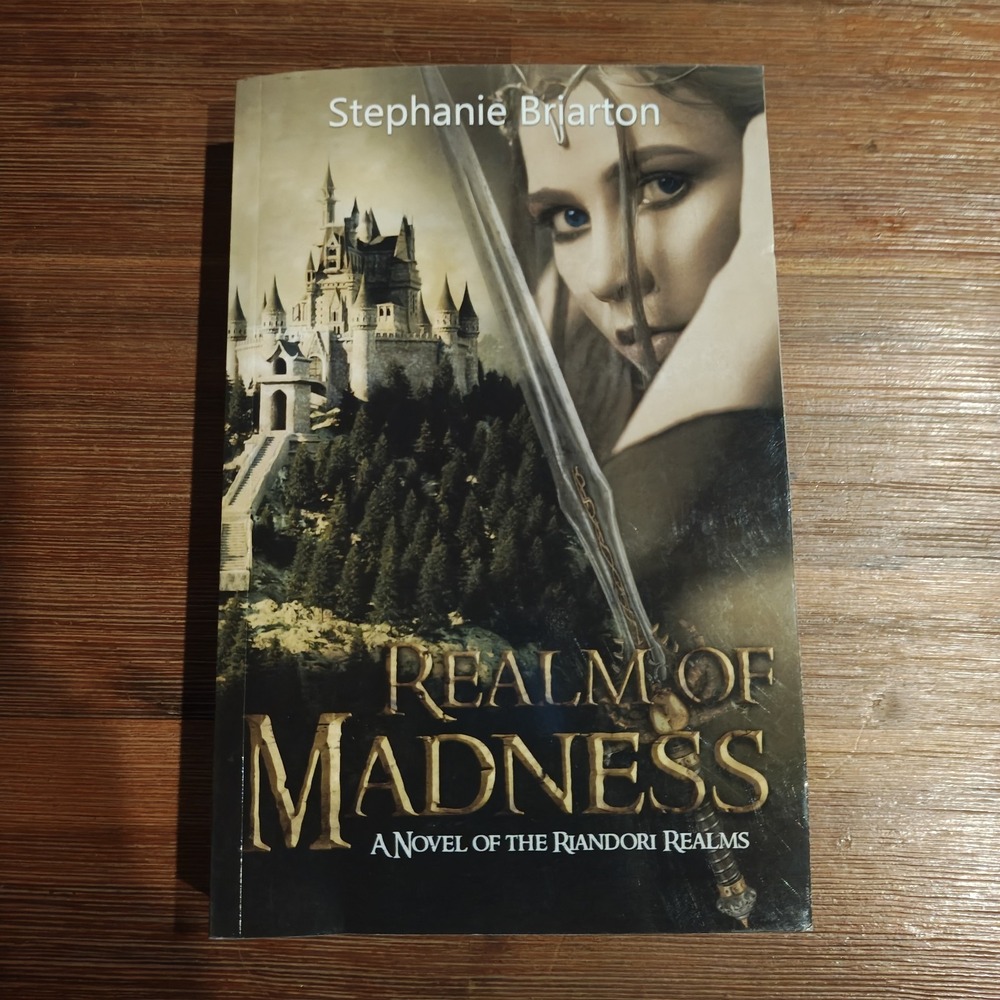 Realm of Madness Stephanie Briarton The Riandori Realms 9798462098130 Very Rare